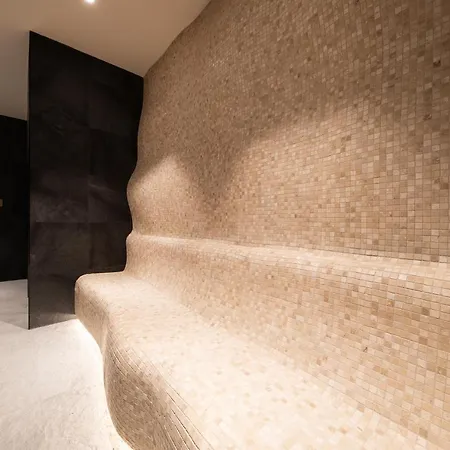 아파트 Woodside Residences &