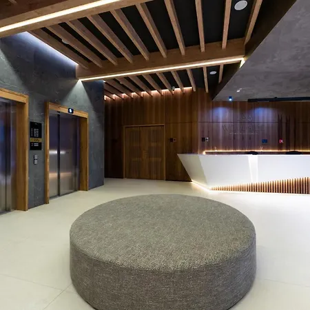 Woodside Residences & 아파트 *